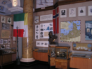Экспозиция, посвященная иностранным экспедициям в Арктику в конце XIX — начале XX века